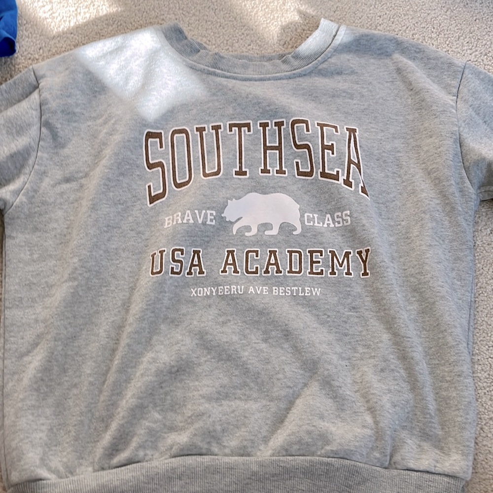 Crewneck